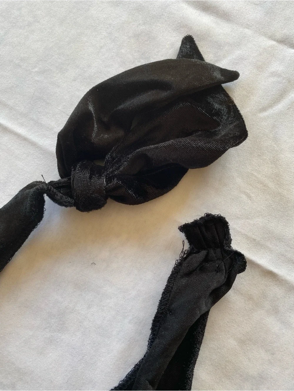 NWOT Halloween Black Kids Velvet Like Cape Size Small 4-6x